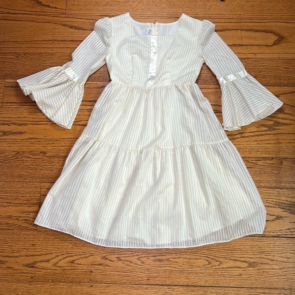 Helen Tanous Designs Dresses & Skirts - Helen Tanous Vintage 1970s Tiered Bell Sleeves Mini Bridal Prairie Dress A11